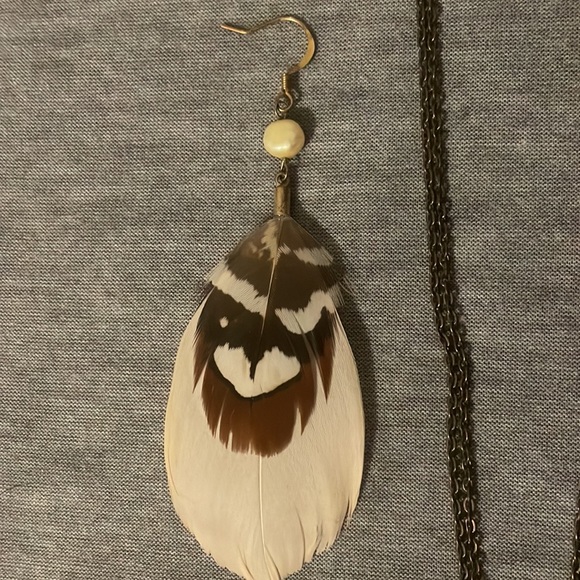 Pair of feather earrings and adjustable bronze chain necklace w/ Phoenix pendant - Picture 3 of 8